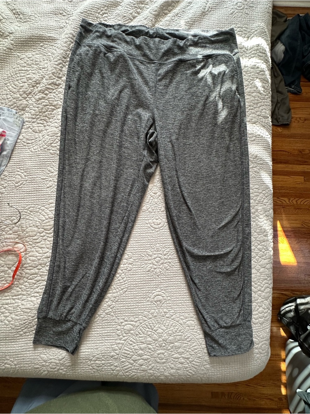 Women’s Relaxed Heather Gray Lounge Pants